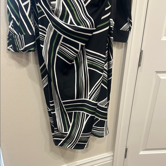 Worthington Elegant Black and White Patterned Dress- XL - Picture 6 of 9